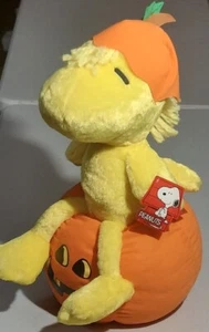 Peanuts LRG WOODSTOCK Sitting On Great Pumpkin 20" Halloween Plush Snoopy NWT - Picture 1 of 8