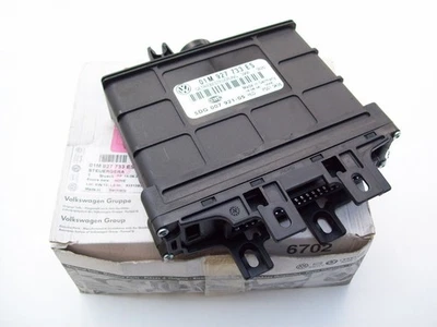 VW Golf ECU Control Unit 4 Speed Automatic 01M927733ES 1998-2001 - Image 1 of 4