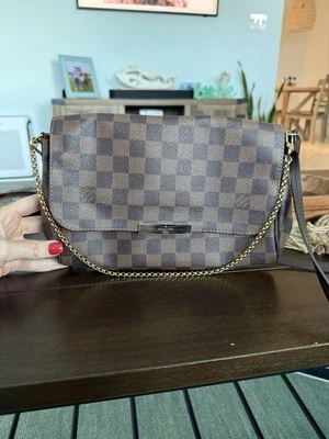 Auténtico Louis Vuitton Favorito MM Damier Level Bandolera Bolso sin asas Bolso de mano Foto 1 de 4