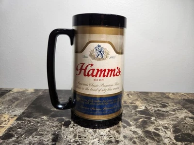 Taza de cerveza de plástico aislada vintage de los años 70 HAMM'S Thermo Serv 16 OZ  Foto 1 de 4