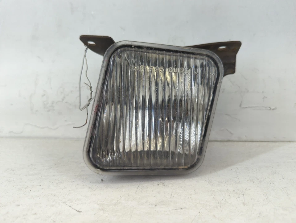 Lâmpada de neblina 1994-1997 Chevrolet S10 driver fabricante de equipamento original esquerdo C9R0X - Imagem 1 de 4