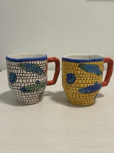 Raro Juego De 2 Tazas De Café Italianas De Colección Vietri Azulejo De Pescado - Imagen 1 de 14