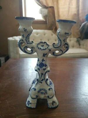 Candelabro doble de porcelana vintage - azul K estampado en la parte inferior Foto 1 de 4