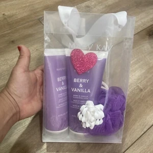 Mary Kay Berry & Vanilla Scented Shower Gel and Body Lotion 6.7oz  Set - Picture 1 of 6