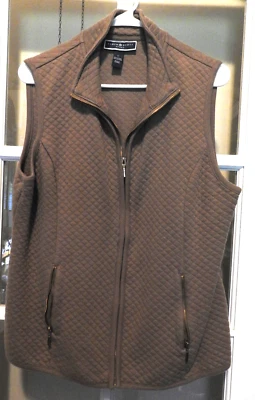 Wmn's "Karen Scott Sport" Hike Vest Size Large Zip-Up 2 Zip Pockets Cotton Blend - Image 1 of 4