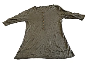 Women’s Olive Wood Button Size S Short Sleeve Top Lightweight Classic City - Picture 1 of 8
