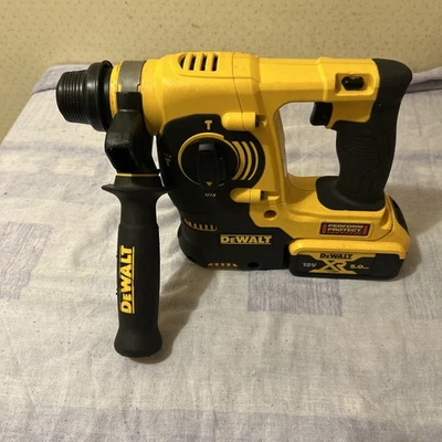 DeWalt DCH253 18V SDS+ Rotary Hammer - body and 5Ah battery  - Image 1 of 4