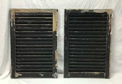 Par pequeño de persianas antiguas con persianas de madera para ventana de casa 19x37 de colección 1277-25B Foto 1 de 4