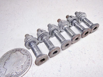 82 TORNILLOS Y TUERCAS DE MONTAJE DE PIÑÓN DE ACCIONAMIENTO PRIMARIO TRASERO SUZUKI RM465 SUNSTAR Foto 1 de 4