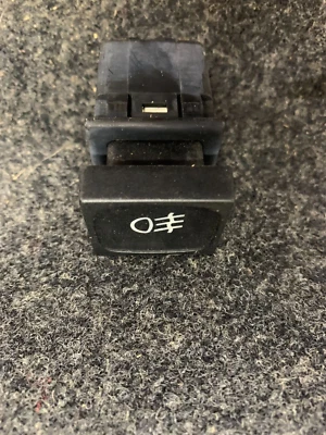 Переключатель противотуманных фар для приборной панели 1986 - 1993 Classic Saab 900 9000 - Изображение 1 из 3