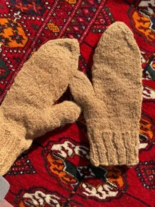 Unisex Cozy Sheep Wool Mittens, Warm Handcrafted Natural Eco Gloves Winter - Picture 1 of 8