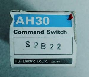 FUJI ELECTRIC AH30-S2B22 PUSHBUTTON BLACK 2NO 2NC CONTACTS NEW!! QUANTITY!! - Picture 1 of 3