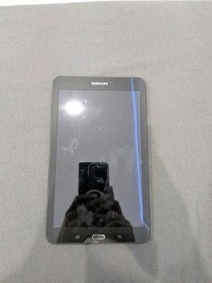 Samsung Galaxy Tab E - Image 1 of 2