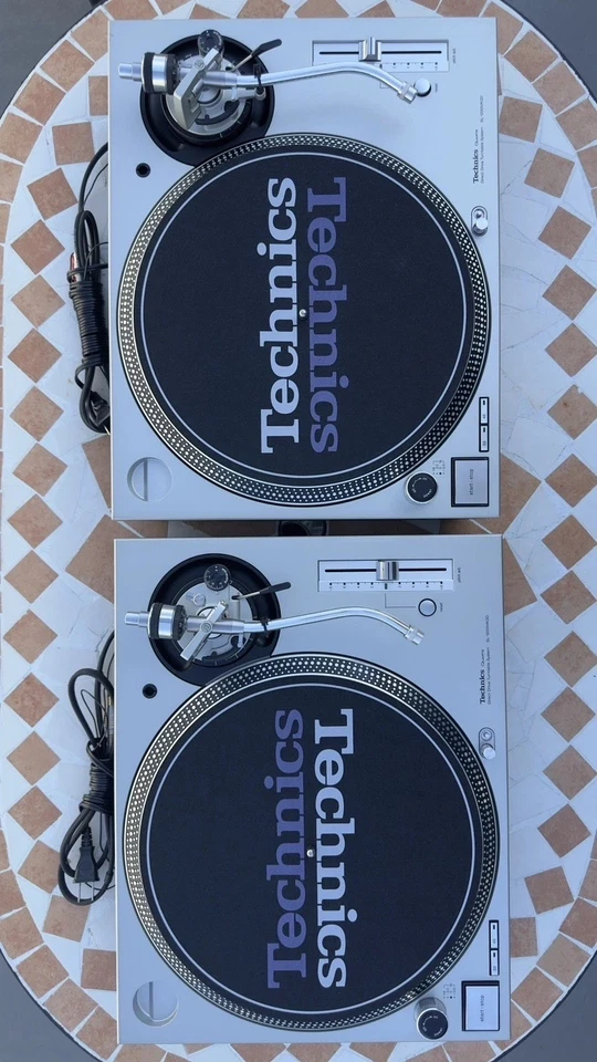 Вертушки Mint Technics SL1200MK3D с пылезащитной крышкой и оригинальной коробкой в открытой коробке - Изображение 1 из 4