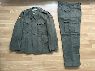 Chaqueta de campo de Alemania Occidental camisa de lana verde uniforme militar Alemania años 60 OTAN Foto 1 de 4