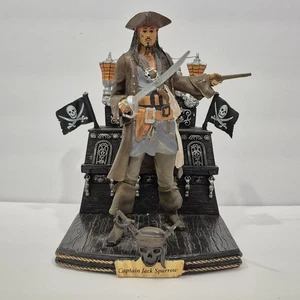Captain Jack Sparrow Hawthorne Village Fluch der Karibik Statue *BESCHÄDIGT* - Bild 1 von 13