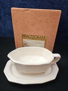 Vintage Pfaltzgraff White Heritage Gravy Boat With Underplate #433 Farmhouse - Picture 1 of 8