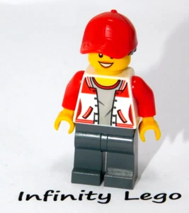 LEGO Mujer en Chaqueta Roja y Blanca con Nº 8 Minifiguras Ciudad Capital (60200) - Imagen 1 de 2