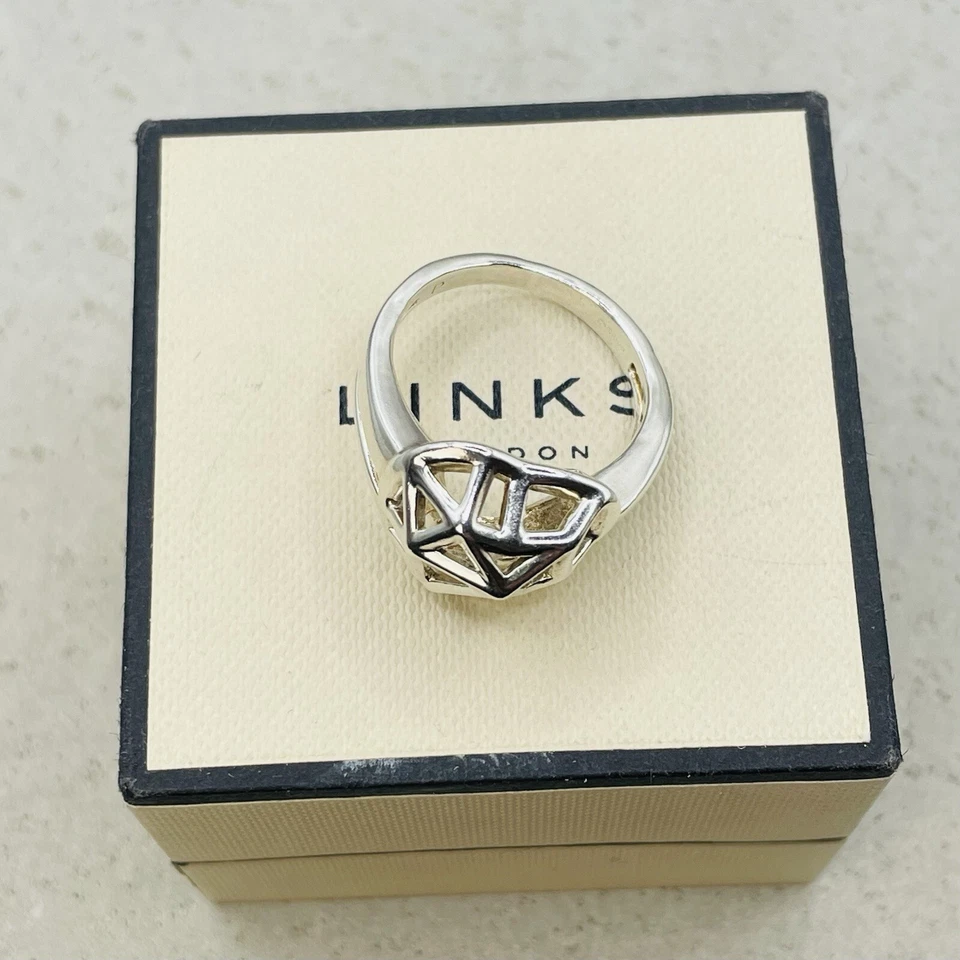 Links of London Sterling Silver Flutter and Wow Ring large size R - Image 1 of 4