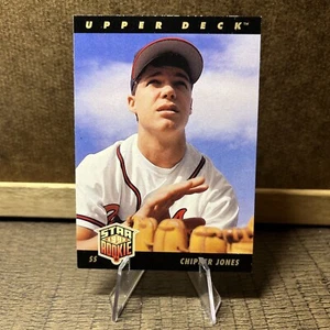 1993 Upper Deck #24 Chipper Jones Rookie Card RC  - Picture 1 of 2