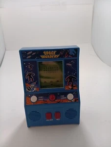MINIATURE SPACE INVADERS Classic Atari Arcade Console 09527 Taito TESTED - Picture 1 of 5