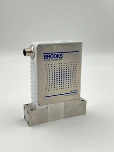 BROOKS MASS FLOW GF125C-103954 AMAT 0190-49897-01 - 15000SCCM - Picture 1 of 5