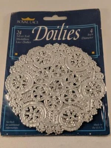 Dailones medallón de plata Royal Lace 4" 24 quilates - Imagen 1 de 1