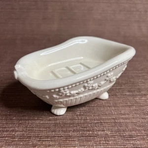Vintage Ceramic Clawfoot Bathtub Soap Dish – White Floral, Retro Japan 1970s - Picture 1 of 12