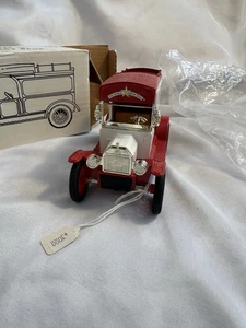Ertl Lone Star Bier 1913 Ford Delivery Truck 1989 Diecast Coin Bank + Schlüssel #9165 - Bild 1 von 13