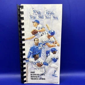 Kansas City Royals Spiral Bound Media Guide 1987 - George Brett - 9" x 4,75" x 0,75" - Imagen 1 de 8