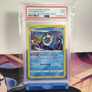 Vaporeon 030/185 Vivid Voltage Collectors Chest Cosmos Holo Pokemon TCG PSA 9 - Foto 1 di 3