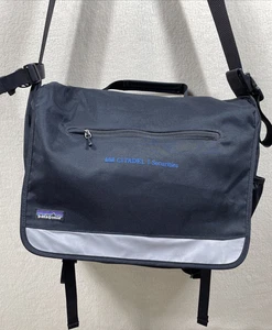 Patagonia Half Mass Black Messenger Laptop Crossbody Bag Citadel Securities Logo - Picture 1 of 17