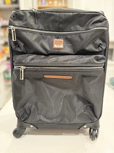 Lucas Lightweight Carry On 20" Expandable Luggage Suitcase w/ Spinner Wheels - Picture 1 of 17
