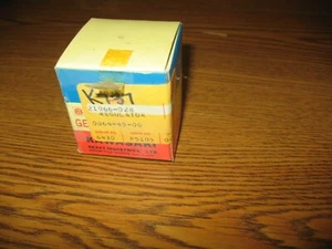 NEW GENUINE KAWASAKI 21066-028 VOLTAGE REGULATOR KE250 NOS OEM (K-737) - Picture 1 of 2