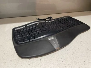 Microsoft Natural Ergonomic Keyboard 4000 v1.0 KU-0462 USB Wired Black - Picture 1 of 8