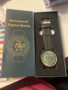Orologio digitale impermeabile nuovo con scatola - Foto 1 di 6