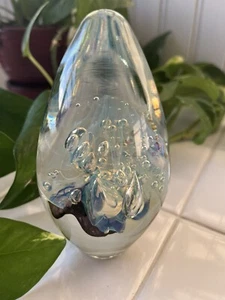Vintage Robert Eickholt Glass Egg Paperweight Bubbles 2000 - Picture 1 of 11