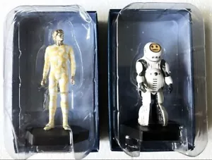 Doctor Who Figuren Axon Man 71 & Emojibot 119 neu im Pod Smile Die Krallen von Axos - Bild 1 von 6