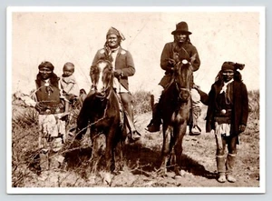 Geronimo und Nachez Chiricahua Apachenhäuptlinge Sohn weißes Pferd Vintage UNP Postkarte - Bild 1 von 2