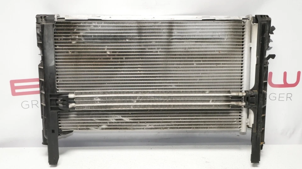 Sistema de refrigeración delantero condensador radiador módulo portador OEM BMW E92 E93 Foto 1 de 4