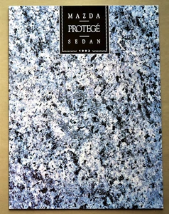 CATALOGO BROCHURE VENDITA BERLINA MAZDA PROTEGE 1992 ~ 16 PAGINE ~ 12" X 9" - Foto 1 di 8
