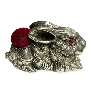 Viktorianisches Sammlerstück Kaninchen & Rubin Nadelkissen 925 Sterling Silber Nähnadel - Bild 1 von 5