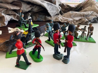 GRAN Bretaña detalles varios 16 artículos Foto 1 de 4