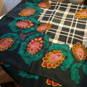 Diane Von Furstenberg The Color Authority Pretty 100% Silk Floral Paisley Scarf  - Picture 1 of 6