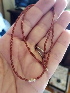 RARO Collar de cuentas granate malaya con ópalo y detalles de 14 k - Imagen 1 de 4
