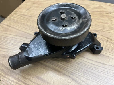 Bomba de agua del motor Mercruiser GM 7,4 L 454 V8 con polea # 807729 Foto 1 de 4