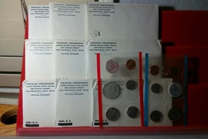 9 Set Lot of 1969 PDS Mint Uncirculated Sets w/Silver - Picture 1 of 1