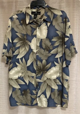 EUC Men’s Consensus Button Up Buttoned Pocket Tropical Leaf S/S HawaiianShirt L - Image 1 of 4
