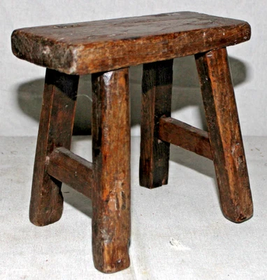 ANTIQUE FARM MILKING STOOL DISPLAY STAND MORTISE TENON COUNTRY PRIMITIVE WOOD - Image 1 of 4