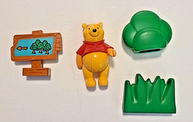 Lego Duplo Disney Winnie The Pooh Figure Forest Sign Bush & Grass Piece Set 2983